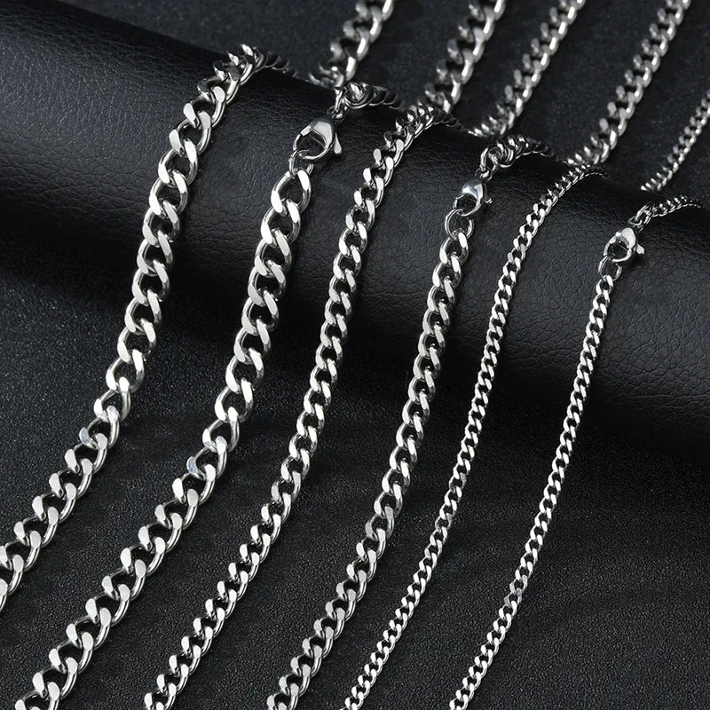 Collar tipo gargantilla de acero inoxidable con eslabones cubanos de 3 a 7 mm para hombre.