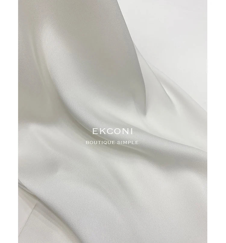 Blusa de mujer elegante de estilo vintage para otoño, ideal para la oficina, con cuello vuelto y mangas largas.