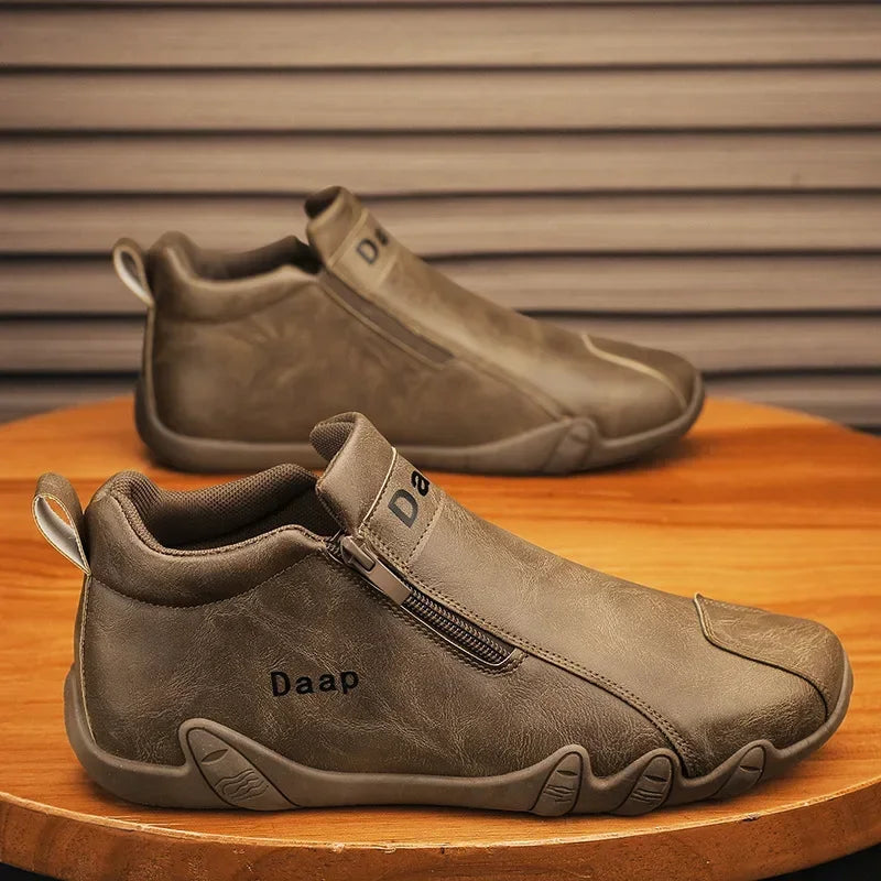 Zapatos casuales nuevos para hombre 2024, botines de lujo con punta redonda, zapatos ligeros sin cordones para caminar, zapatillas altas cómodas para hombre, ideales para actividades al aire libre.