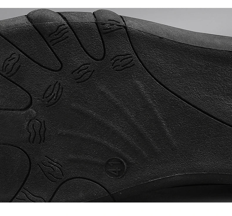 Zapatos casuales nuevos para hombre 2024, botines de lujo con punta redonda, zapatos ligeros sin cordones para caminar, zapatillas altas cómodas para hombre, ideales para actividades al aire libre.