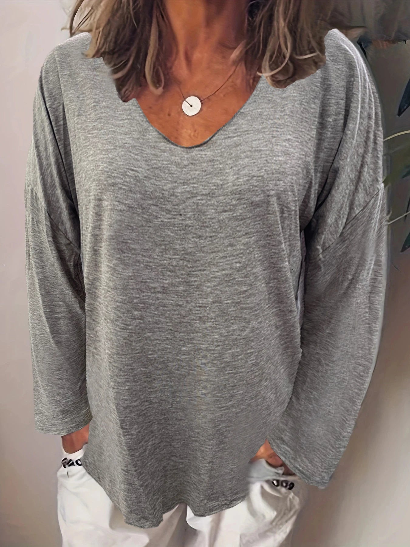 Camiseta de mujer de moda de verano, color liso, estilo casual, versátil, holgada, con cuello en V, manga larga, estilo Y2K.