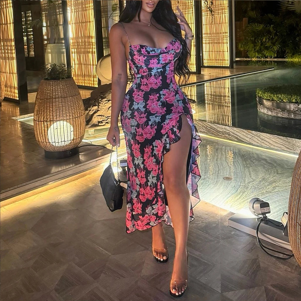 Vestido de playa retro de moda para mujer con estampado floral y tirantes.