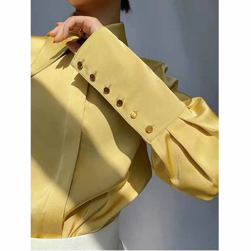 Blusa de mujer elegante de estilo vintage para otoño, ideal para la oficina, con cuello vuelto y mangas largas.