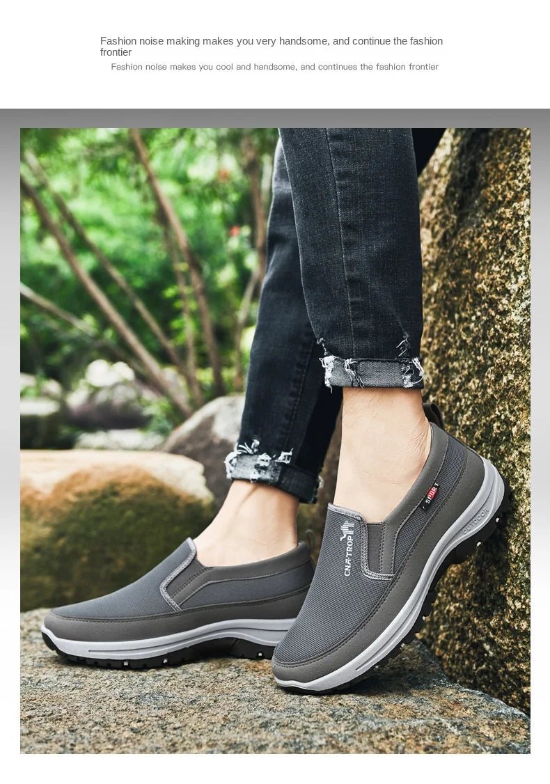Zapatillas tipo mocasín para hombre, de malla transpirable, estilo casual, con suela suave, color liso, cómodas, ideales para el agua o para conducir.