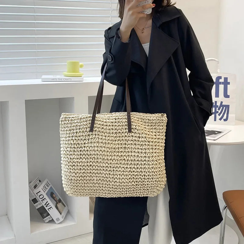 Bolso de mano para mujer, bolso de playa de verano, ratán tejido a mano, paja tejida, gran capacidad, bolsos de mano de cuero para mujer, bolso de hombro bohemio nuevo