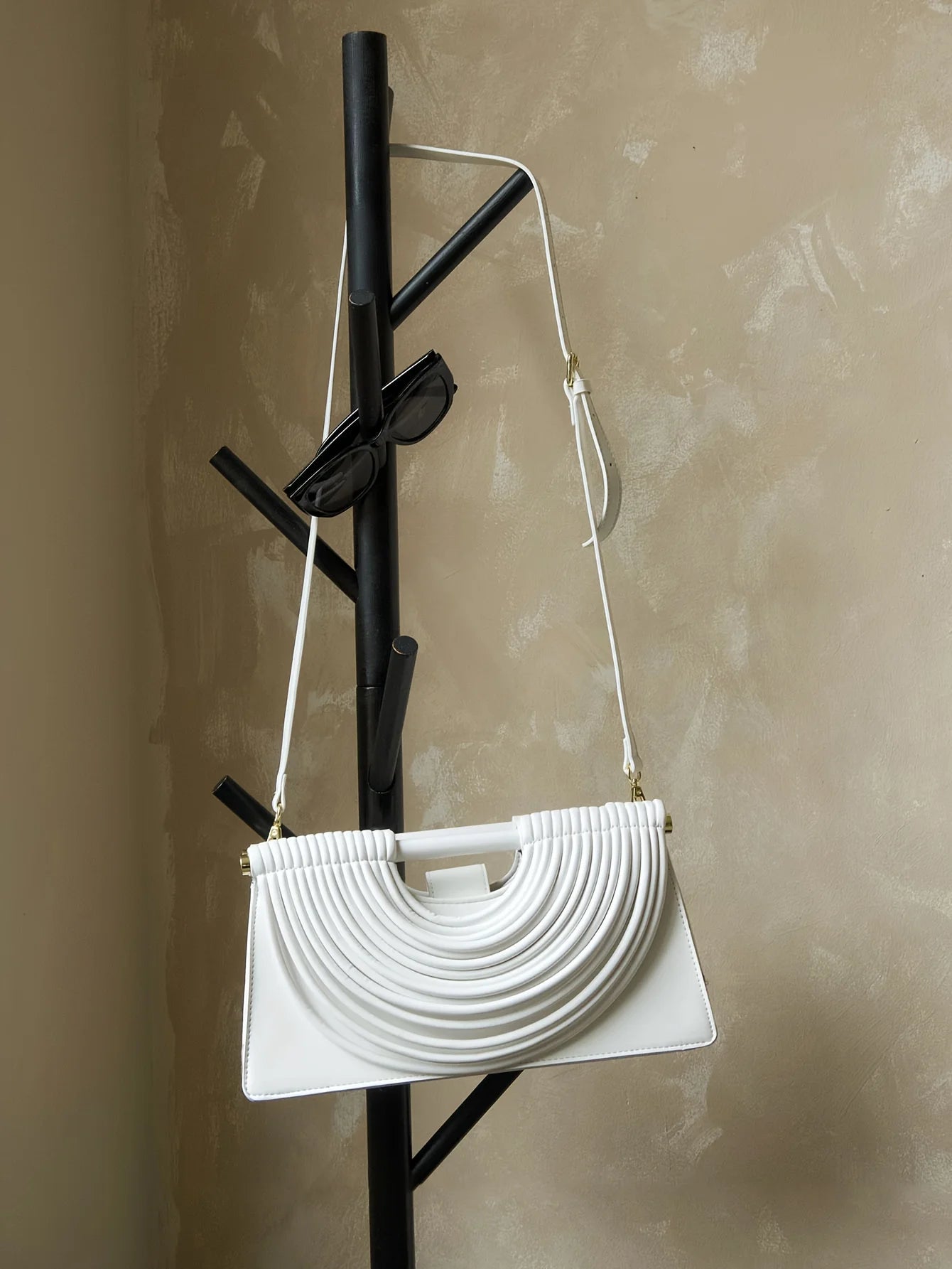 Bolsos de mano para mujer 2025, nuevos, dorados, de lujo, de marca de diseñador, tejidos a mano, estilo hobo, plateados, elegantes, de noche.