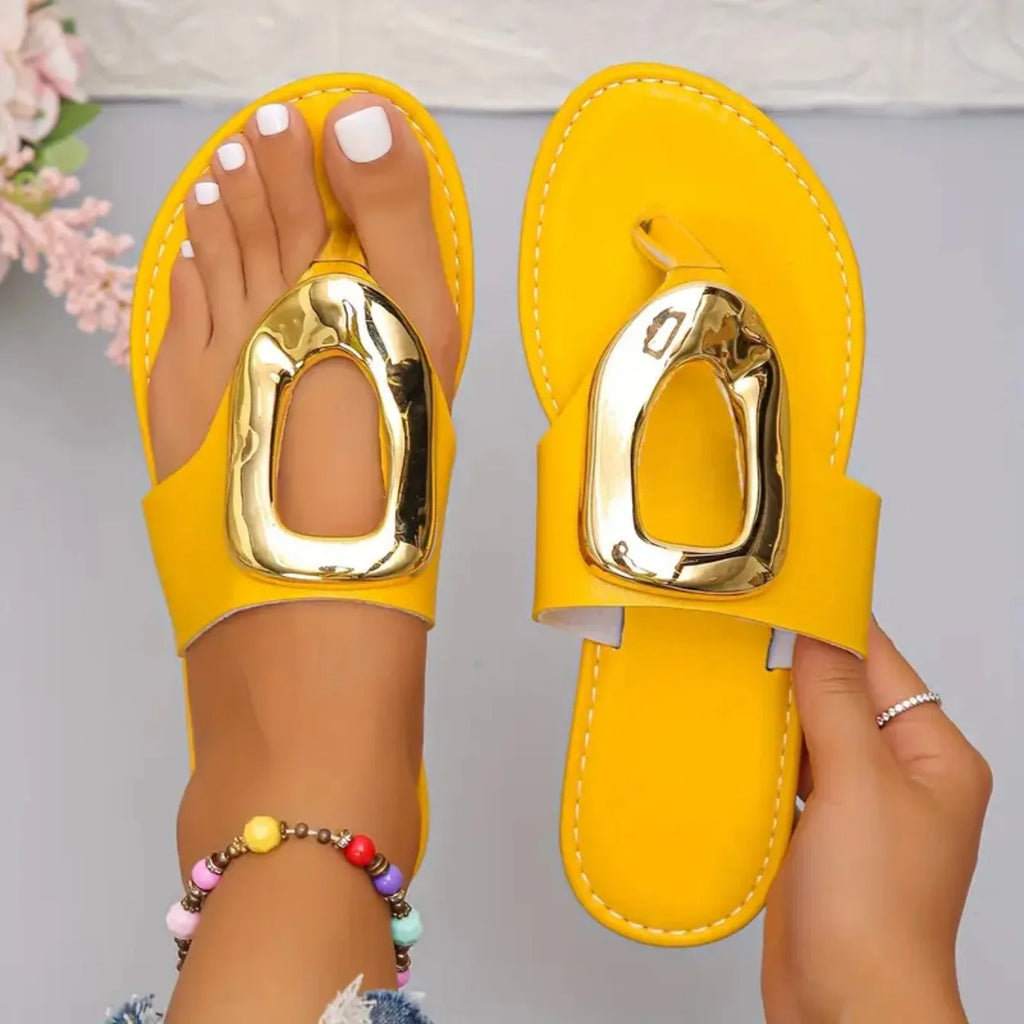 Pantuflas de moda para mujer, chanclas antideslizantes, sandalias de playa de verano, sandalias planas de lujo, zapatos casuales de diseñador, sandalias para mujer