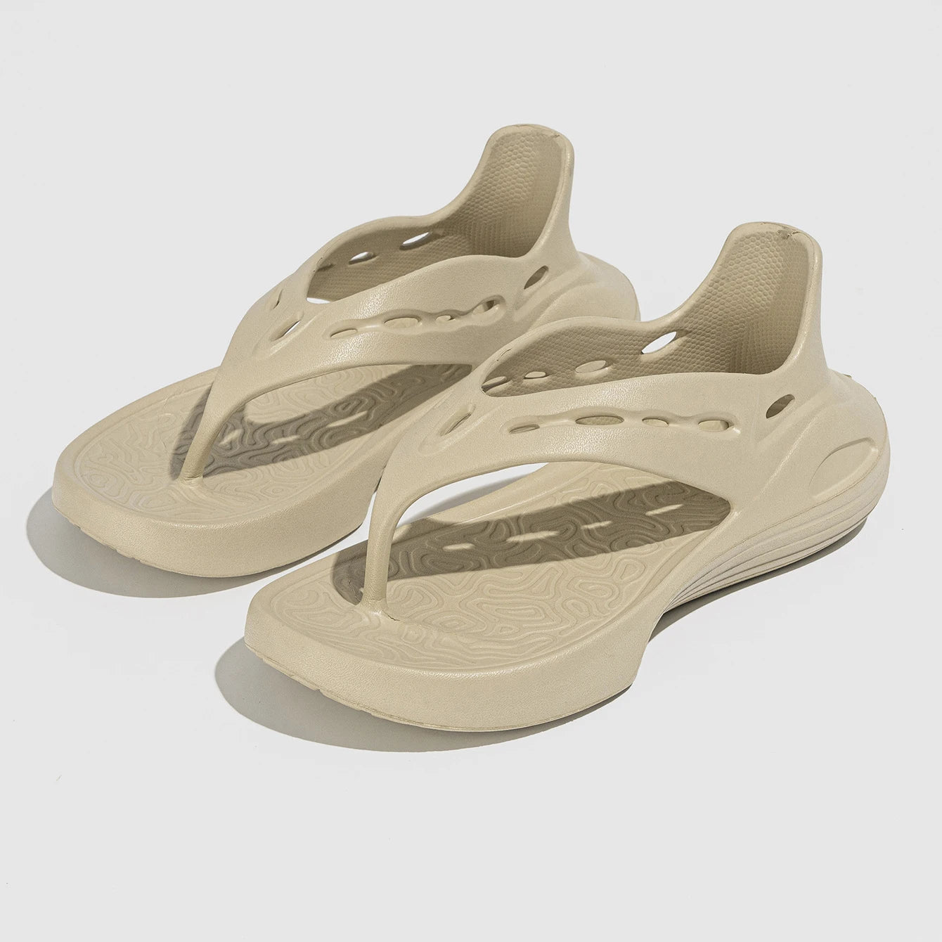 Sandalias deportivas para mujer, chanclas planas de verano, cómodas, informales, sin cordones, con plataforma ligera y diseño hueco.