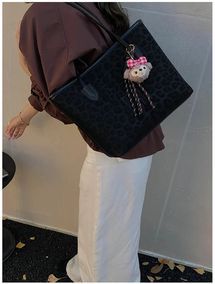 Bolso de mano nuevo para mujer 2025, bolso de hombro de gran capacidad, bolso tote, bolso para ir al trabajo, bolso de mano bajo el brazo, moderno