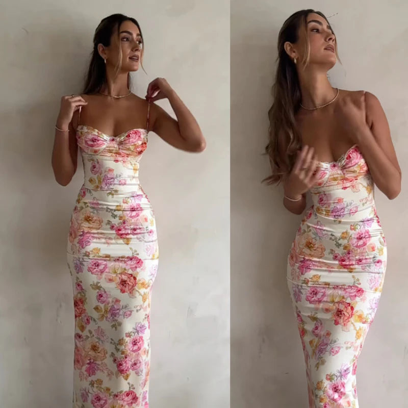Ropa de mujer, moda de verano, nuevo vestido ajustado sexy con espalda descubierta y estampado.