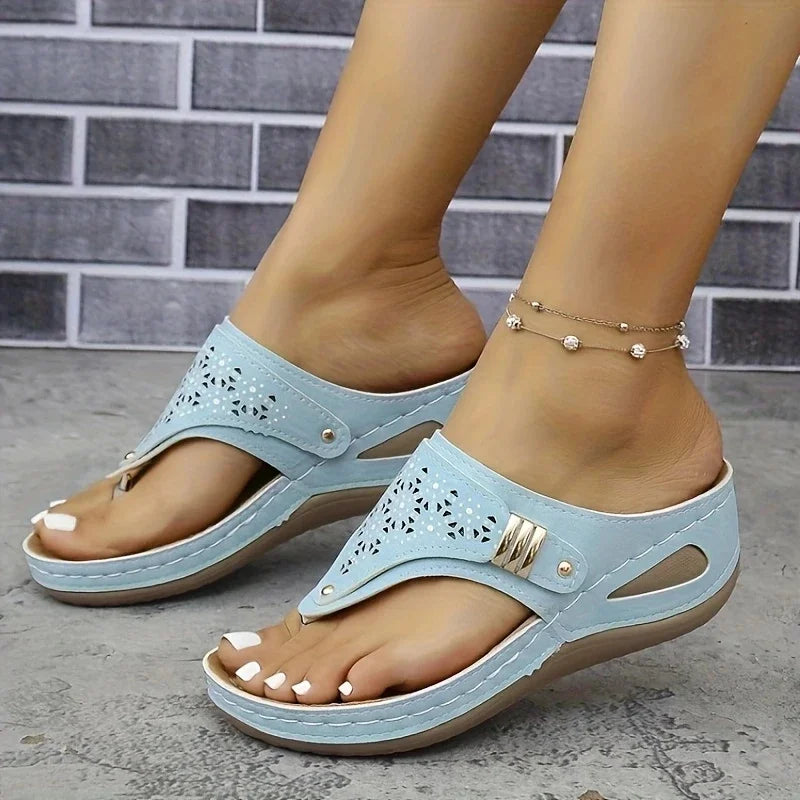 Sandalias de cuña de verano para mujer, puntera abierta, para exteriores, chanclas nuevas, moda casual, zapatos de diseñador, sandalias de plataforma sin cordones, sandalias planas para mujer