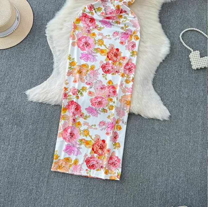 Ropa de mujer, moda de verano, nuevo vestido ajustado sexy con espalda descubierta y estampado.