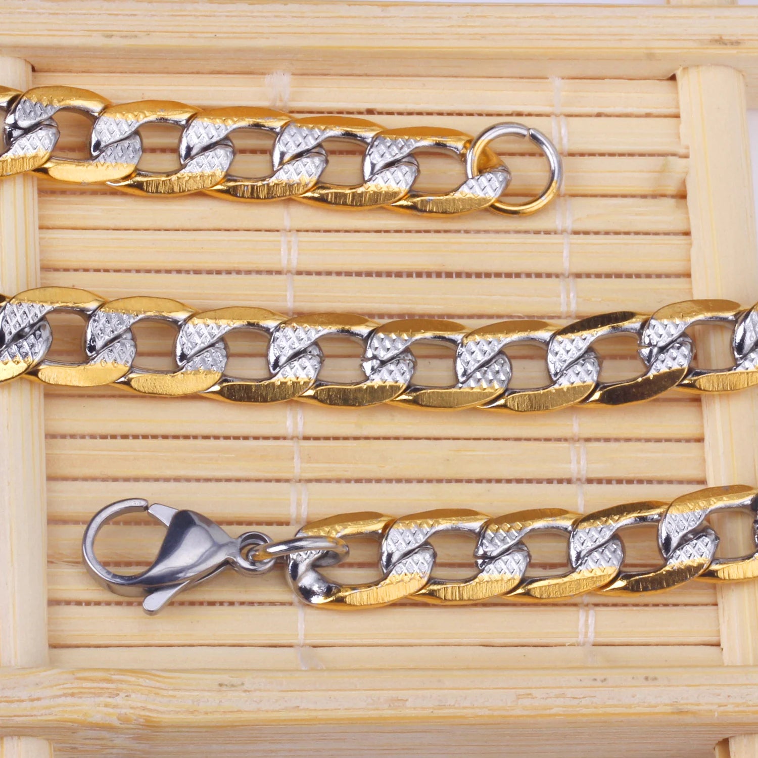 Collar de cadena cubana LUXUSTEEL para hombre y mujer, chapado en oro, color plata, acero inoxidable, patrón de eslabones curb
