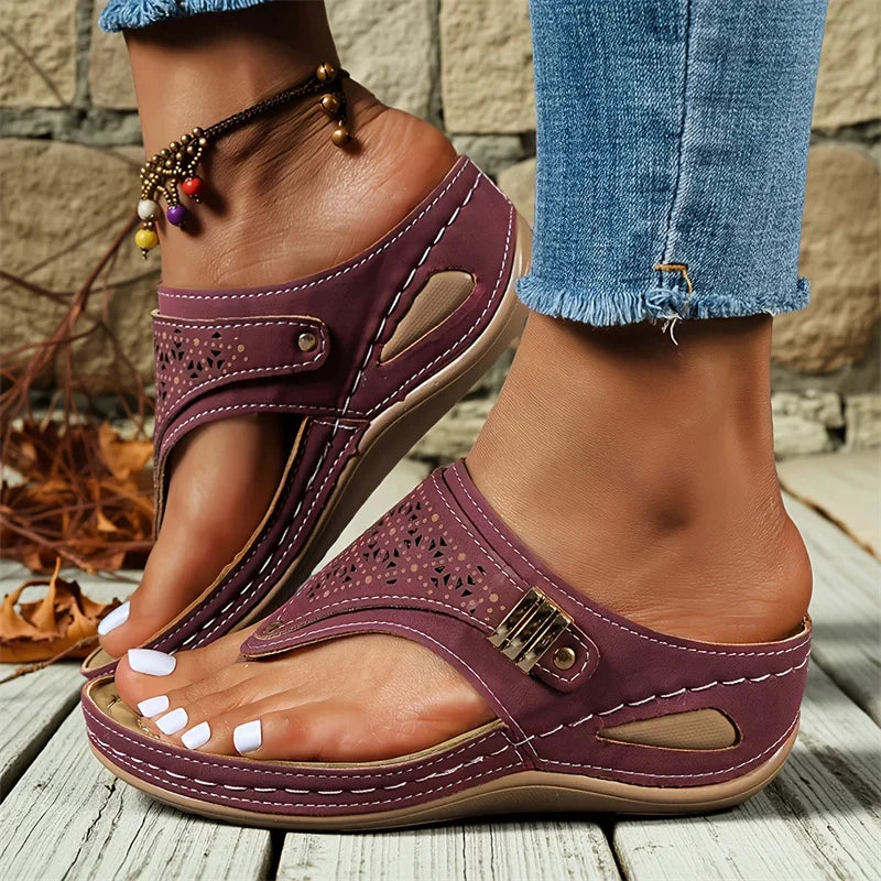 Sandalias de cuña de verano para mujer, puntera abierta, para exteriores, chanclas nuevas, moda casual, zapatos de diseñador, sandalias de plataforma sin cordones, sandalias planas para mujer