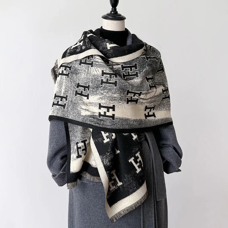 Bufanda de mujer nueva de la marca 2025 con letras, de lujo, para otoño e invierno, cálida, con estampado, tipo pashmina. Bufanda tipo foulard.