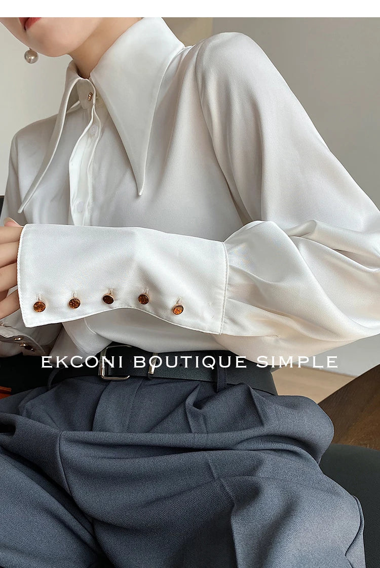 Blusa de mujer elegante de estilo vintage para otoño, ideal para la oficina, con cuello vuelto y mangas largas.
