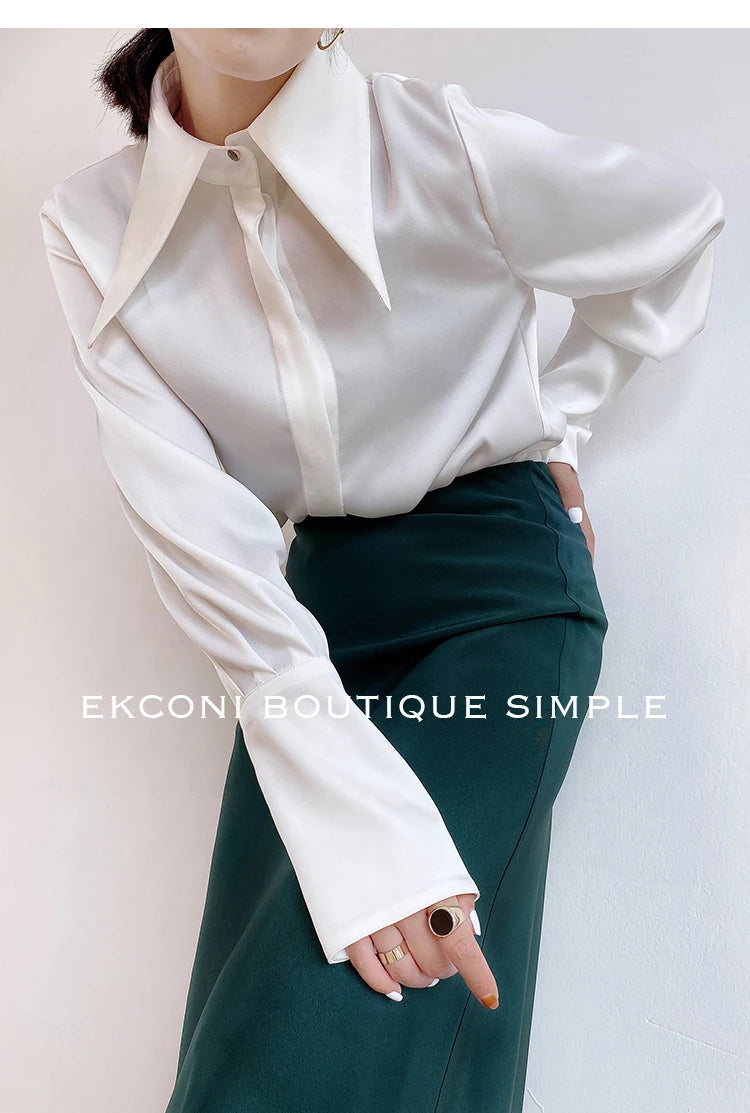 Blusa de mujer elegante de estilo vintage para otoño, ideal para la oficina, con cuello vuelto y mangas largas.