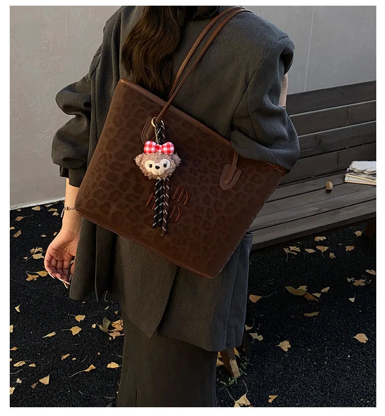 Bolso de mano nuevo para mujer 2025, bolso de hombro de gran capacidad, bolso tote, bolso para ir al trabajo, bolso de mano bajo el brazo, moderno