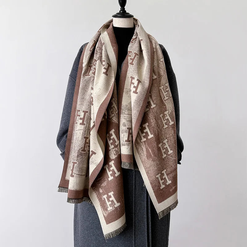 Bufanda de mujer nueva de la marca 2025 con letras, de lujo, para otoño e invierno, cálida, con estampado, tipo pashmina. Bufanda tipo foulard.
