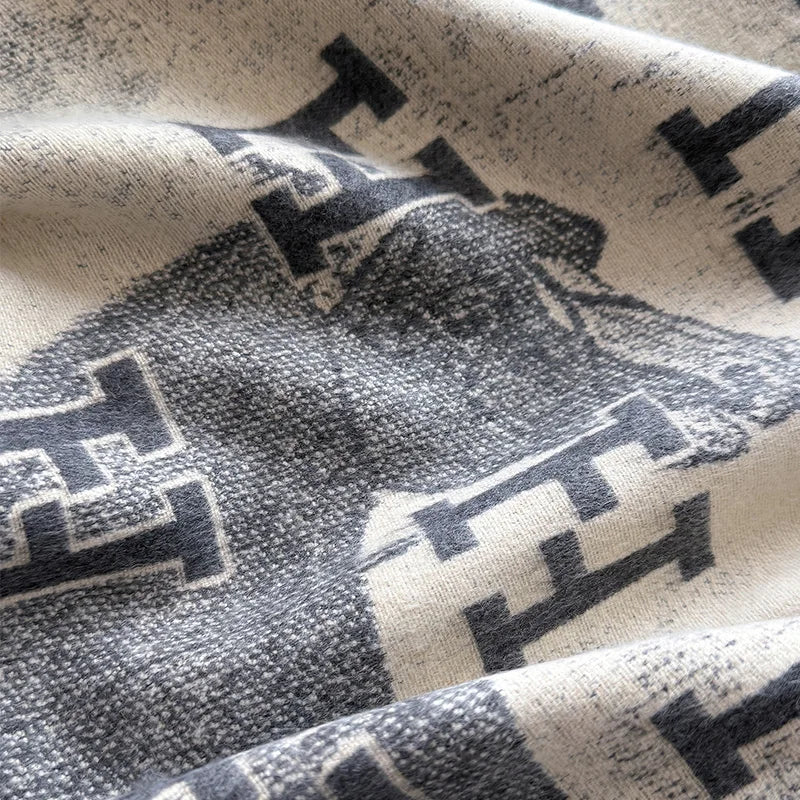 Bufanda de mujer nueva de la marca 2025 con letras, de lujo, para otoño e invierno, cálida, con estampado, tipo pashmina. Bufanda tipo foulard.