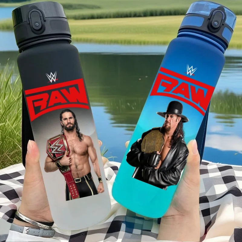 Vaso de agua portátil de 650 ml con personajes de anime y lucha libre.