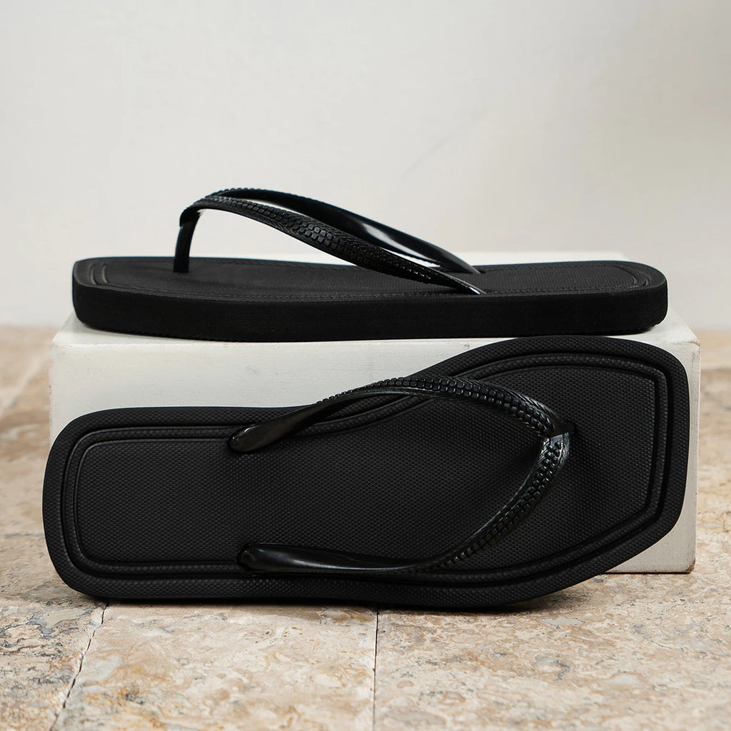 Chanclas de verano para mujer, casuales, de color liso, cómodas, antideslizantes, ligeras, para interior y exterior, playa, con punta cuadrada, sandalias planas de EVA.