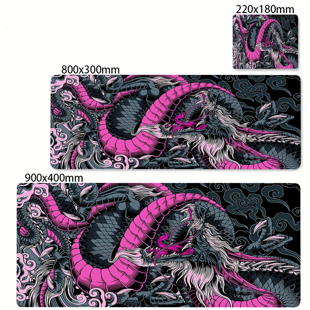 Alfombrilla de ratón grande con diseño de dragón en blanco y negro.