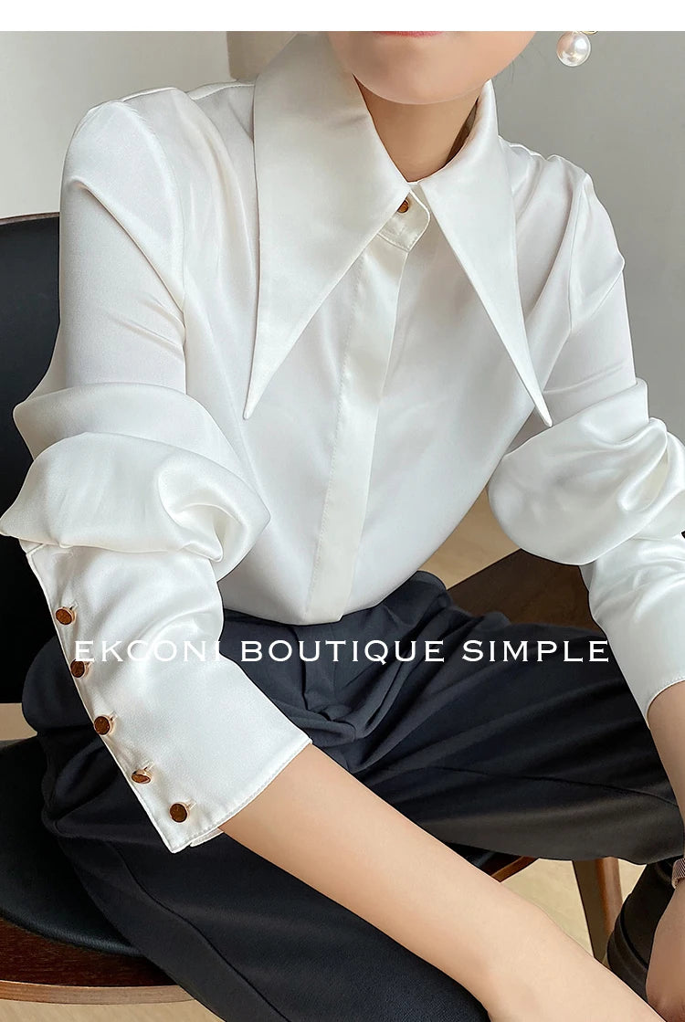 Blusa de mujer elegante de estilo vintage para otoño, ideal para la oficina, con cuello vuelto y mangas largas.