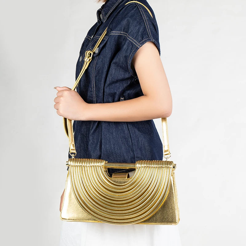 Bolsos de mano para mujer 2025, nuevos, dorados, de lujo, de marca de diseñador, tejidos a mano, estilo hobo, plateados, elegantes, de noche.