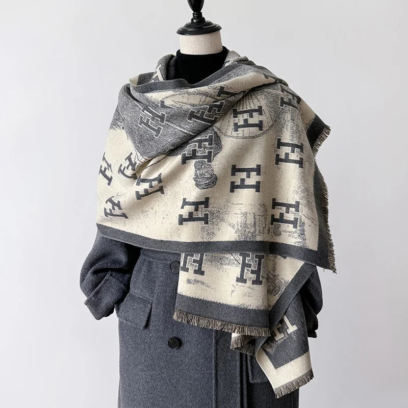 Bufanda de mujer nueva de la marca 2025 con letras, de lujo, para otoño e invierno, cálida, con estampado, tipo pashmina. Bufanda tipo foulard.