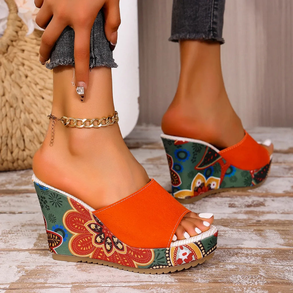 Sandalias de plataforma para mujer 2025, nuevos zapatos de moda de verano para mujer, zapatos casuales de diseñador, sandalias antideslizantes para exteriores.