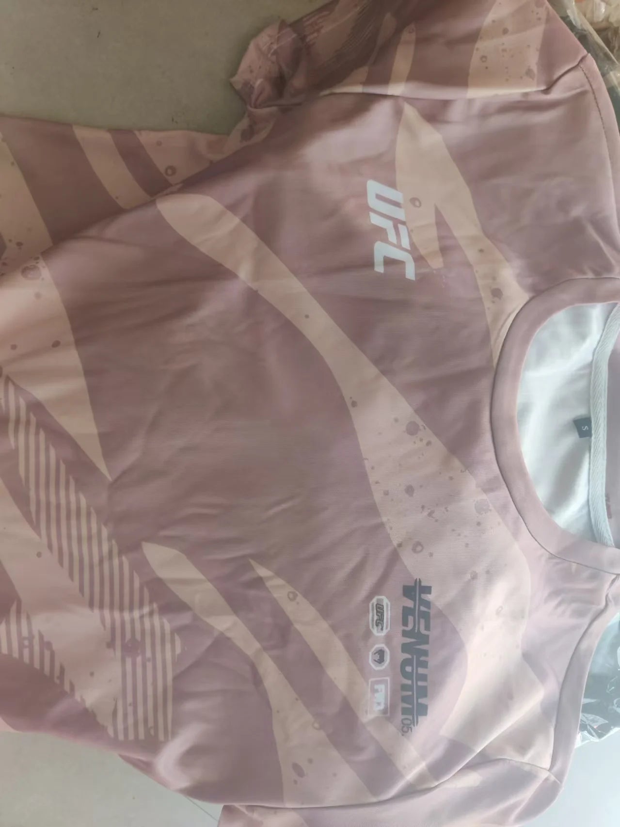 Camiseta de secado rápido para entrenamiento físico y lucha UFC Verano 2025.
