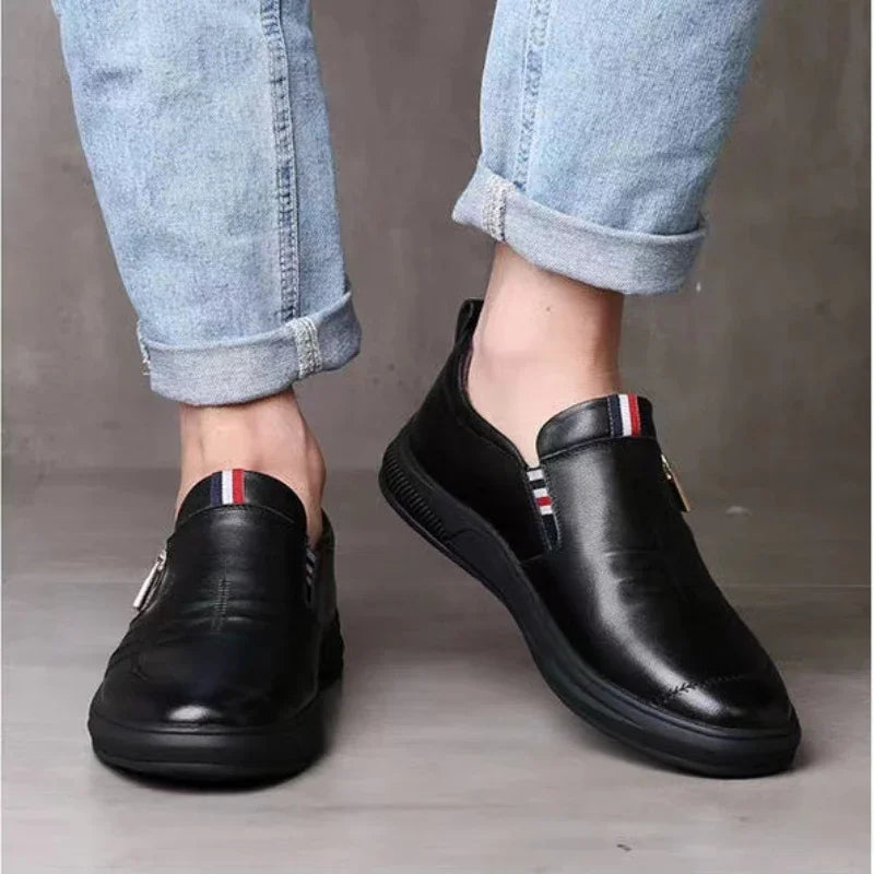 Zapatos casuales de cuero para hombre, mocasines con cremallera, zapatillas de marca de lujo para hombre, cómodos, casuales, mocasines, zapatos para conducir al aire libre.