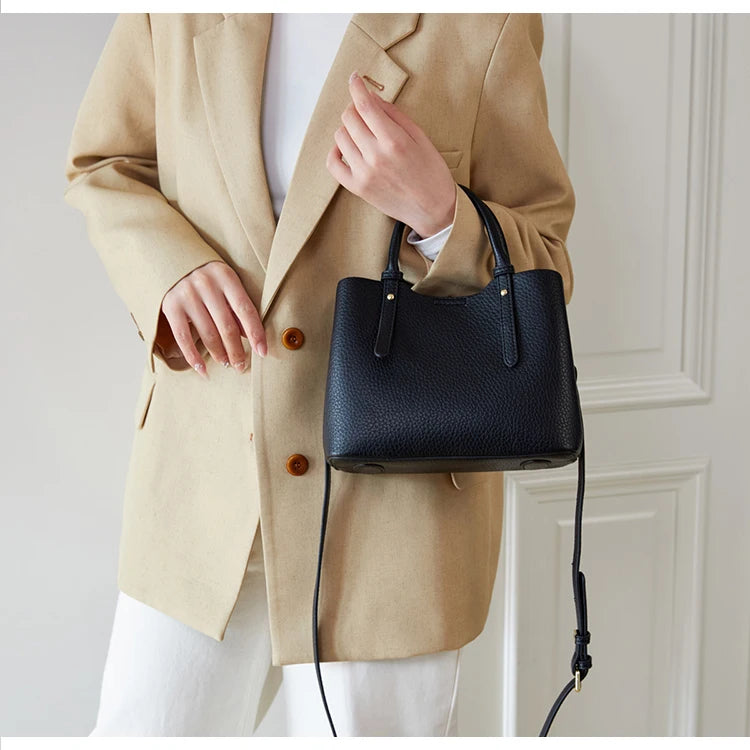 Bolsos de mano de PU para mujer, elegantes bolsos tote, diseño versátil, bolsos de uso diario, bolso de hombro compacto