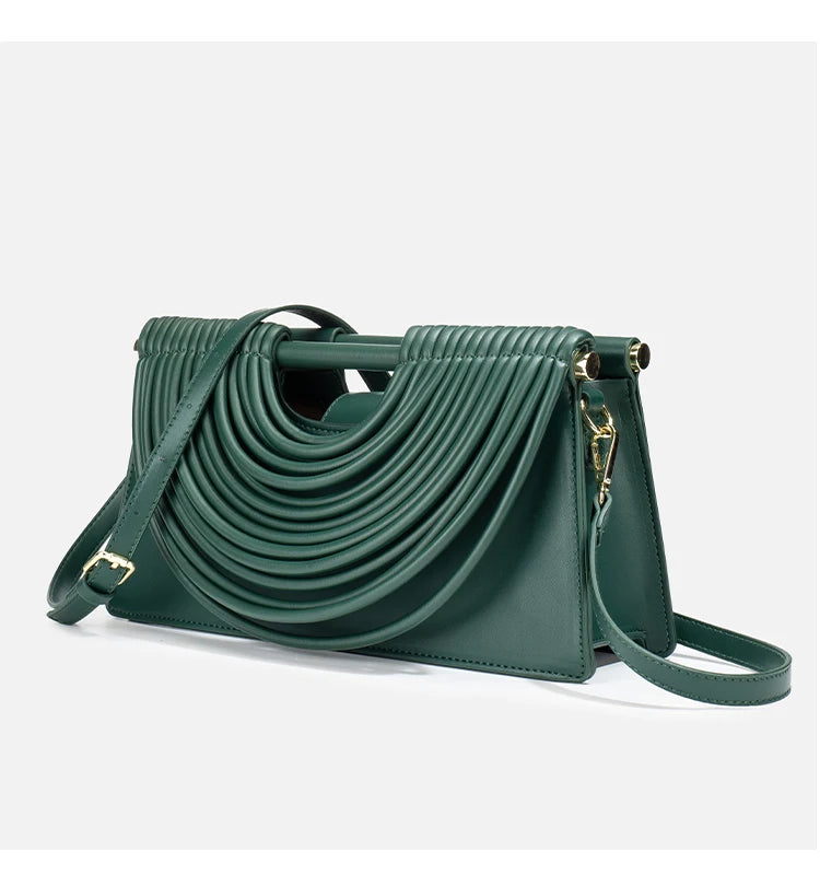 Bolsos de mano para mujer 2025, nuevos, dorados, de lujo, de marca de diseñador, tejidos a mano, estilo hobo, plateados, elegantes, de noche.