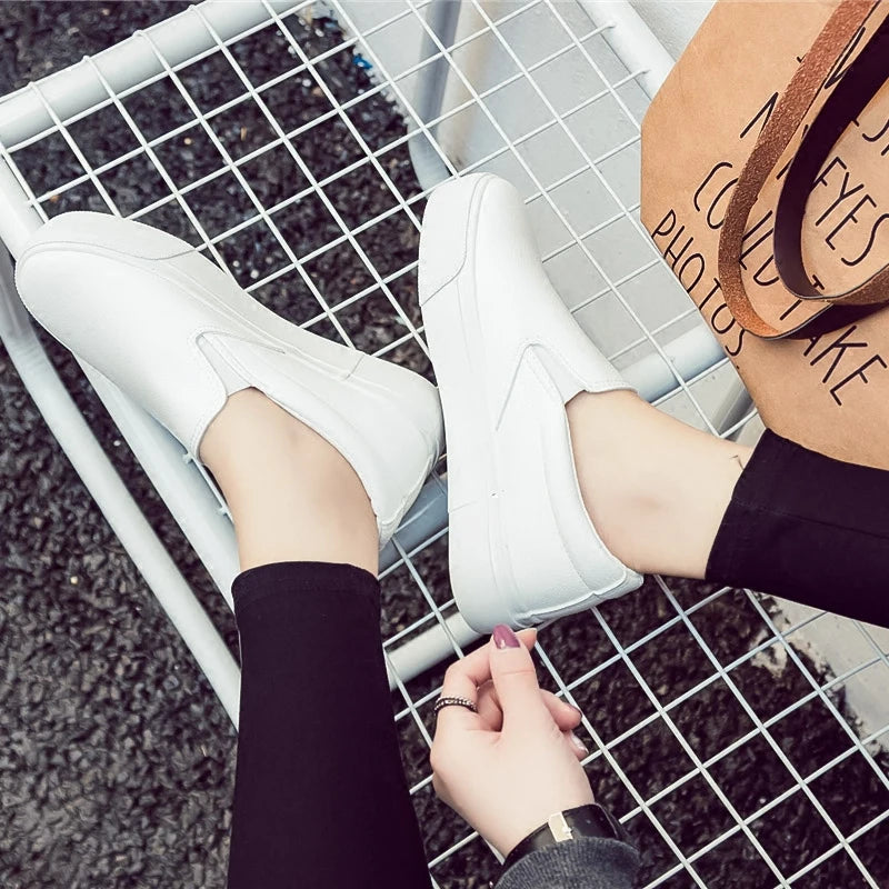 Mocasines de piel Comemore para mujer, tendencia primaveral, zapatos planos casuales, zapatos sin cordones de plataforma vulcanizados, zapatillas deportivas para mujer.